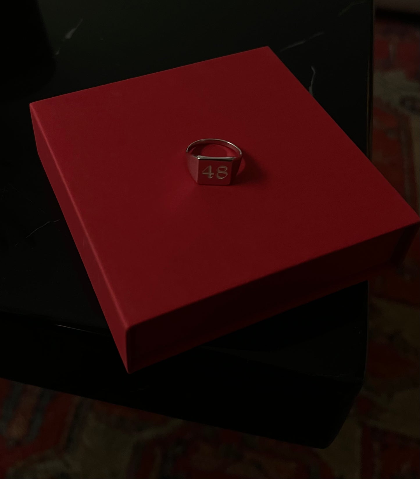Custom Signet